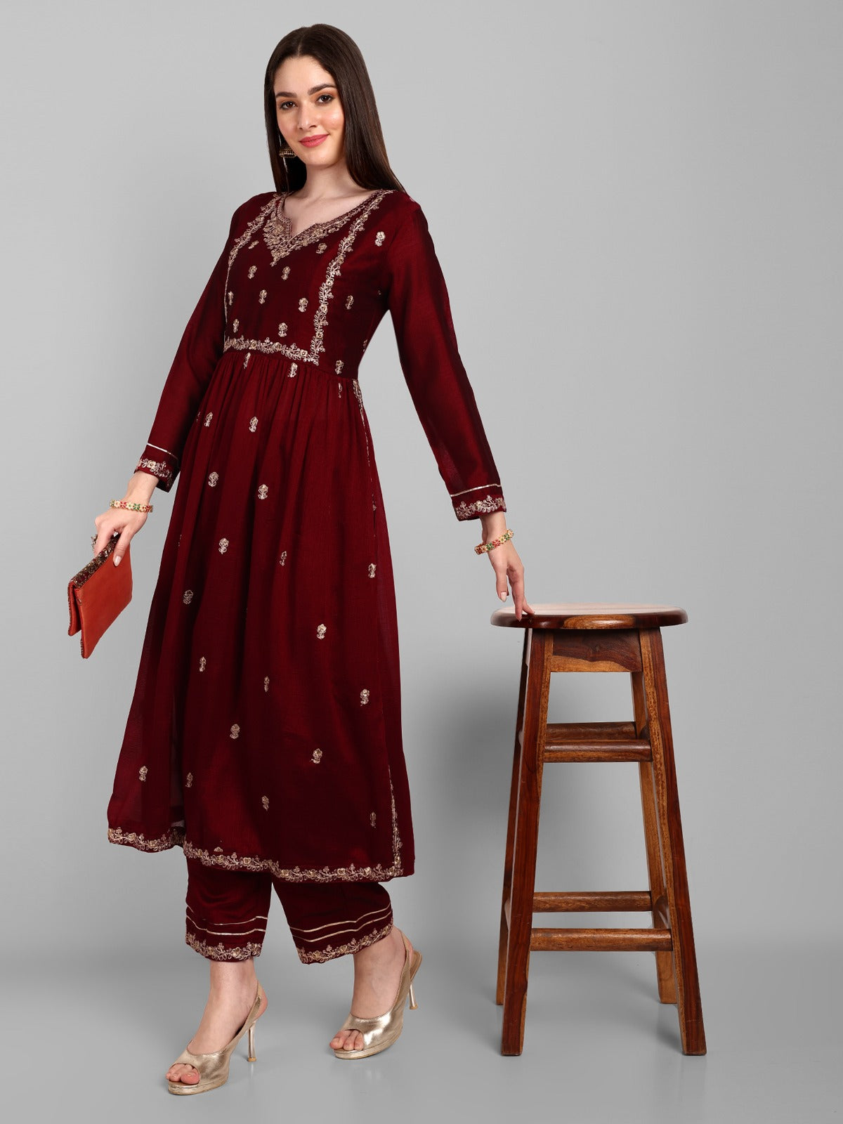 Embroidered Straight Kurta Pants Set