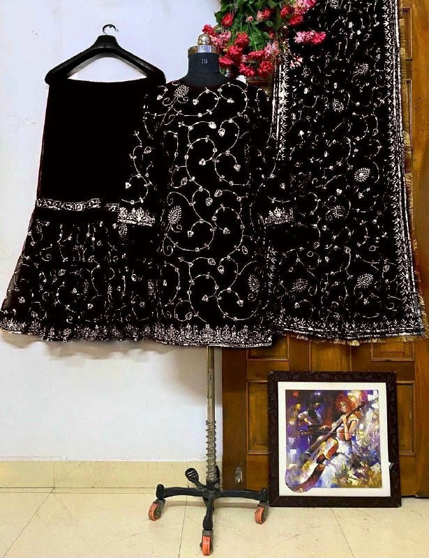 GEORGETTE TOP WITH BEAUTIFUL FULLY EMBROIDERED GEORGETTE SHARARA