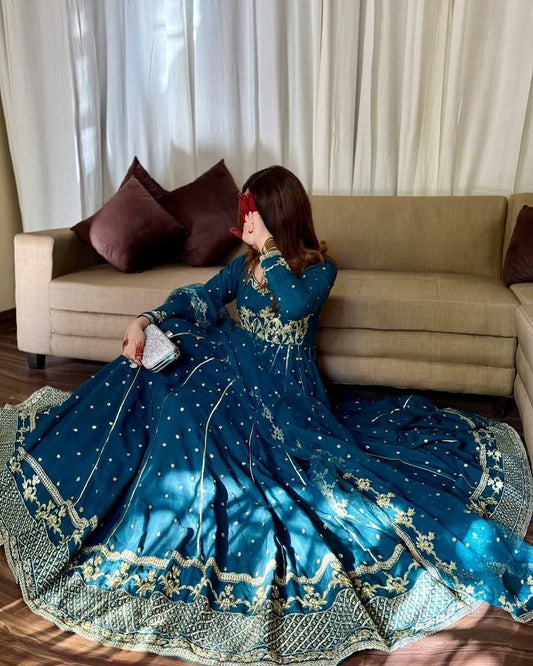 GOWN WITH PANT 9892