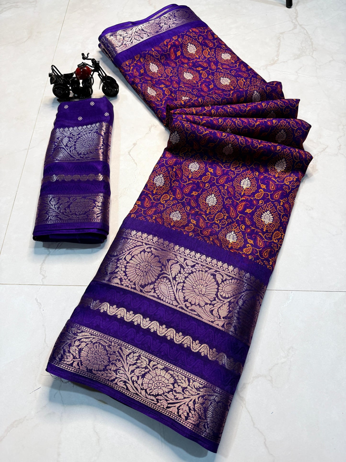 Premium flower super hit popular premium saree